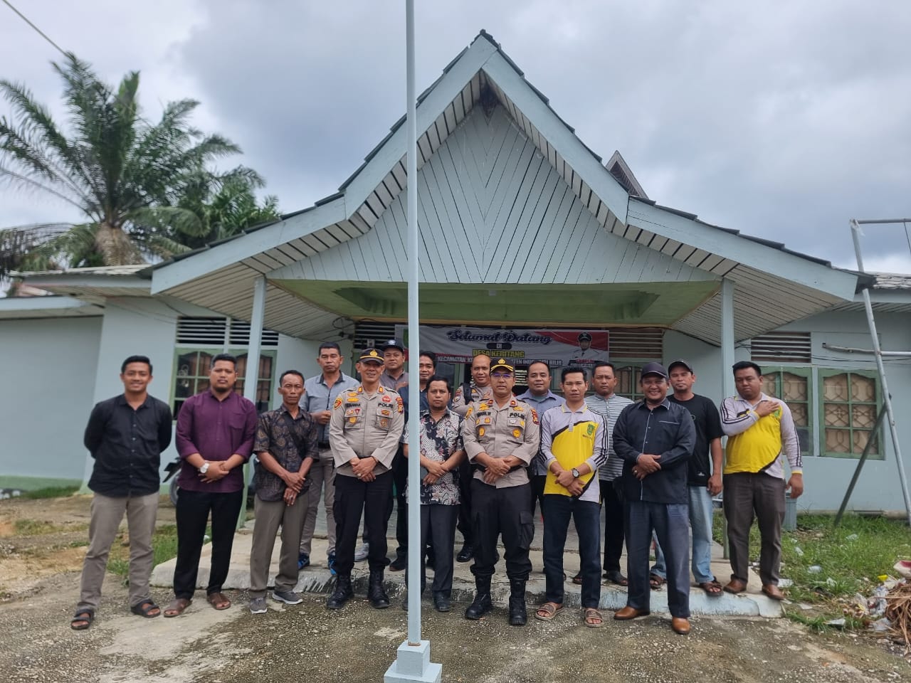 Pemdes Keritang di Inhil jadi Sasaran Kompol Teguh Ciptakan Pemilu Damai 2024