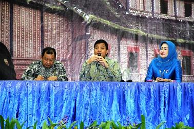 Jon Erizal Minta Pemerintah Mulai Pikirkan Pengganti Minyak