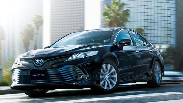 Daihatsu Punya Kembaran untuk Toyota Camry