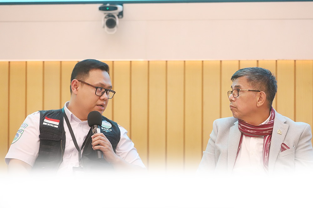 Hinca Panjaitan Desak Presiden Prabowo Tetapkan Status Tanggap Bencana