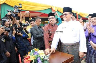 Gubernur Riau Resmikan Jembatan Terpanjang di Indonesia