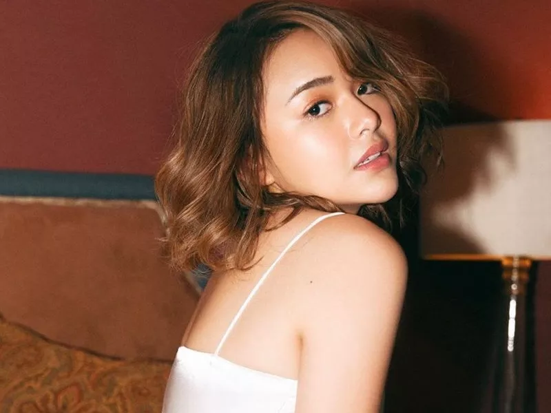 Amanda Pakai Bra Pose Menggoda di Kasur, Netizen Malah Kecewa!