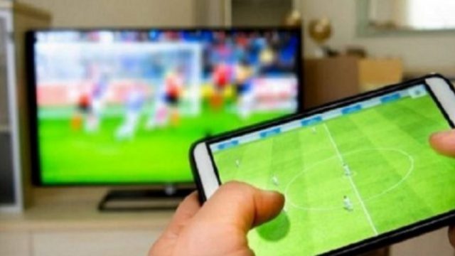 Siaran Langsung Bola 11 April: Persebaya vs Arema, Man City vs Bayern, Benfica vs Inter