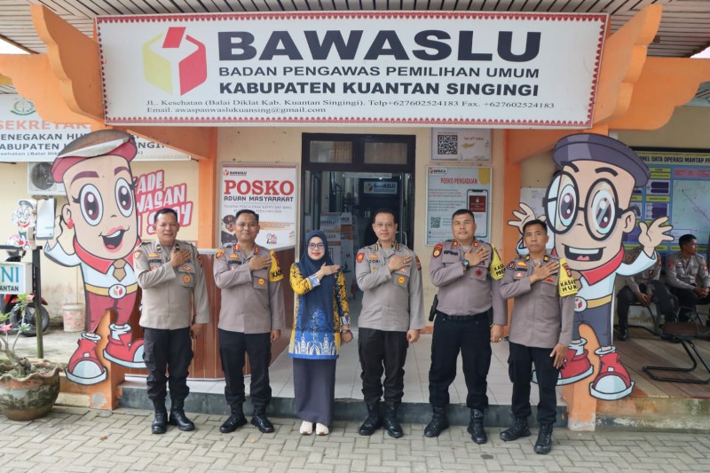 Kapolres Kuansing Tinjau Pengamanan Bawaslu untuk Sukseskan Pilkada Serentak 2024