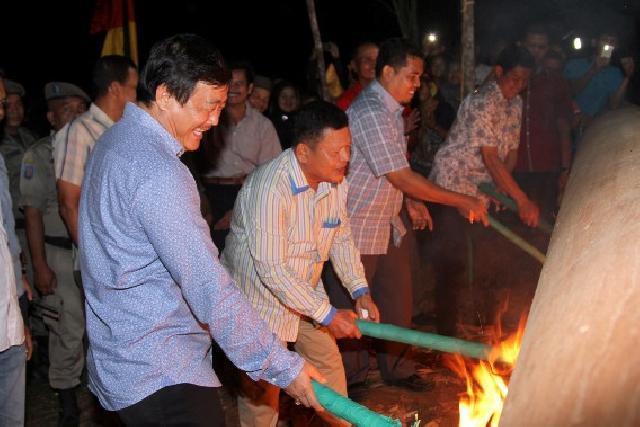 Wabub H Halim Hadiri Melayur Jalur di Paboun Hulu