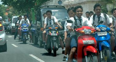 Polsek Tambang Larang Anak di Bawah Umur Pakai Motor