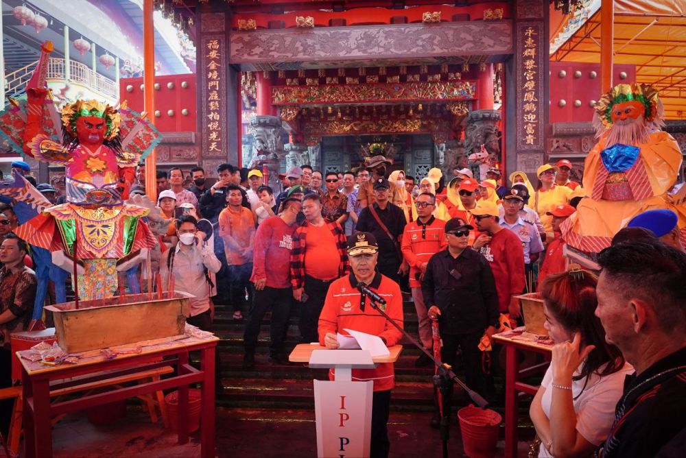 Termasuk Cagar Budaya, Gubernur Syamsuar Ajak Masyarakat Jaga Kelenteng Ing Hok Kiong