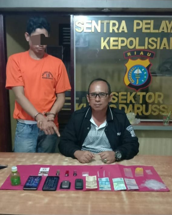 Polsek Kunto Darussalam Gerebek Rumah Diduga Pengedar, Sabu dan Alat Hisap Disita