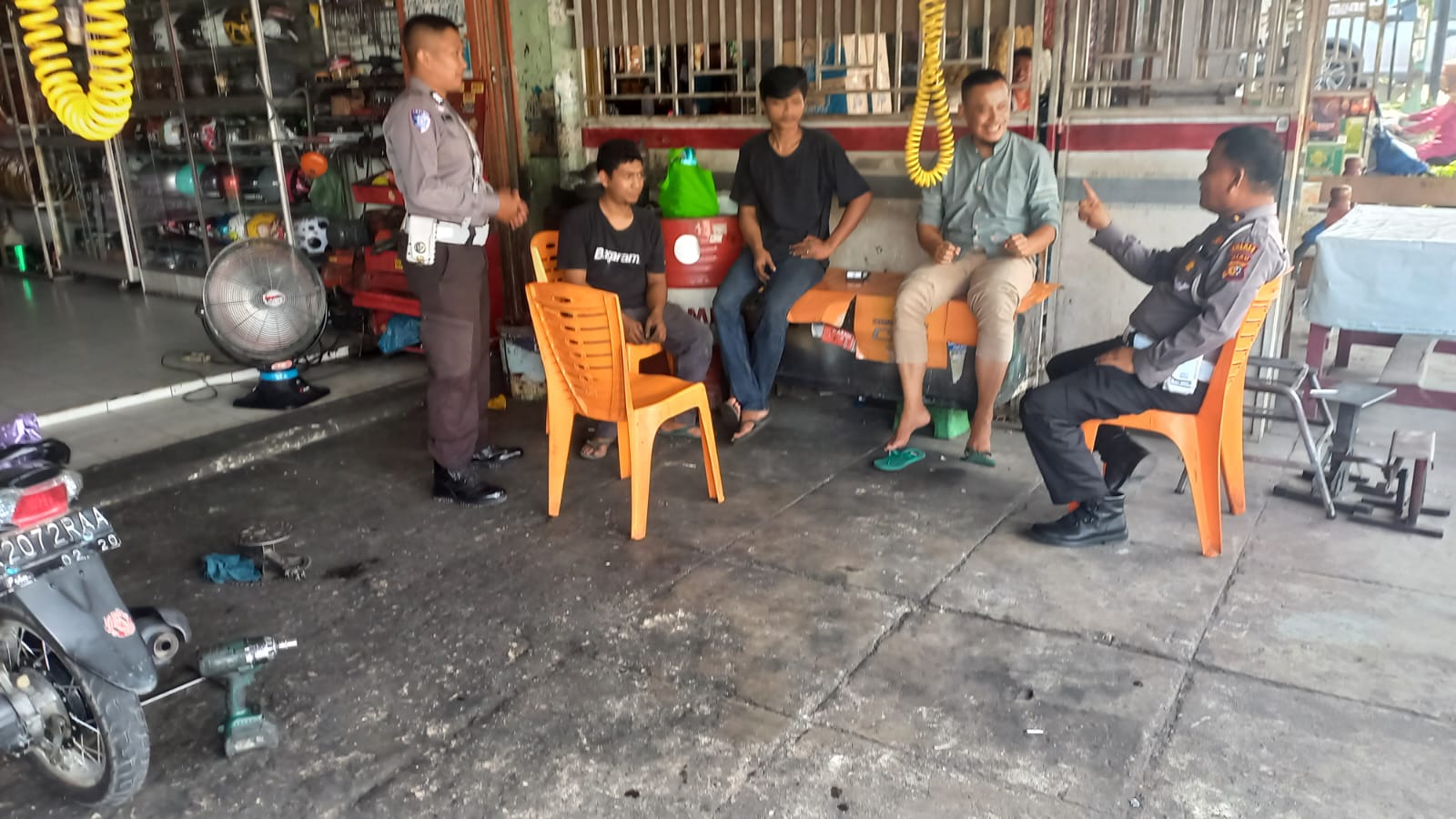 Polsek Mandau Tertibkan Pengguna Knalpot Brong Jelang Pilkada 2024 untuk Menjaga Ketertiban dan Kenyamanan Masyarakat