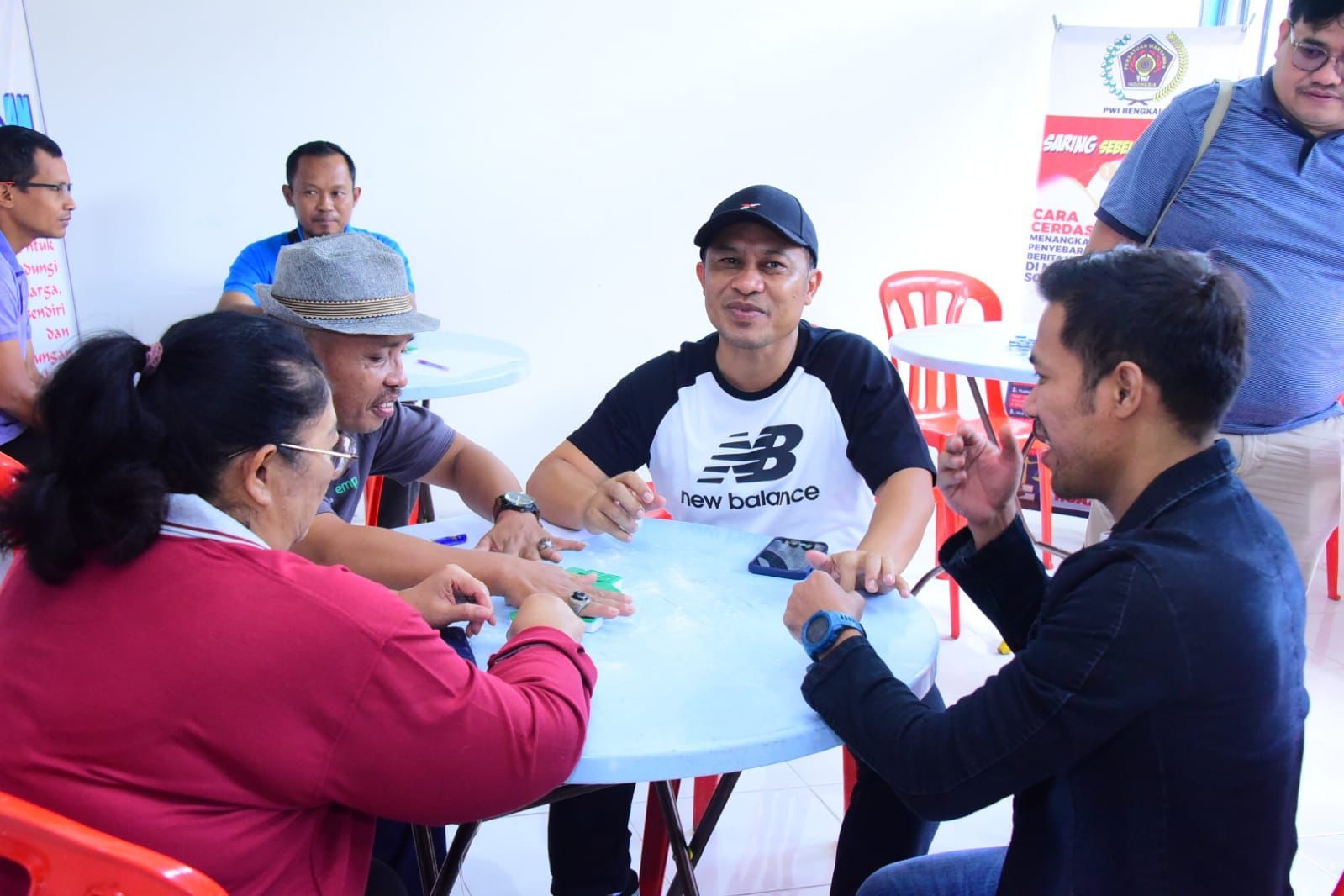 Pertandingan Domino PWI Bengkalis, Wabup Libas Ketua PWI