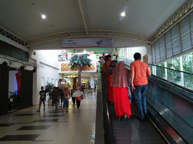 Lonjakan Penumpang Jelang Natal dan Tahun Baru Mulai Terjadi di Bandara SSQ II