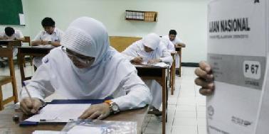 UN Hari Ketiga di SMPN 16 dan 33 Pekanbaru Masih Aman