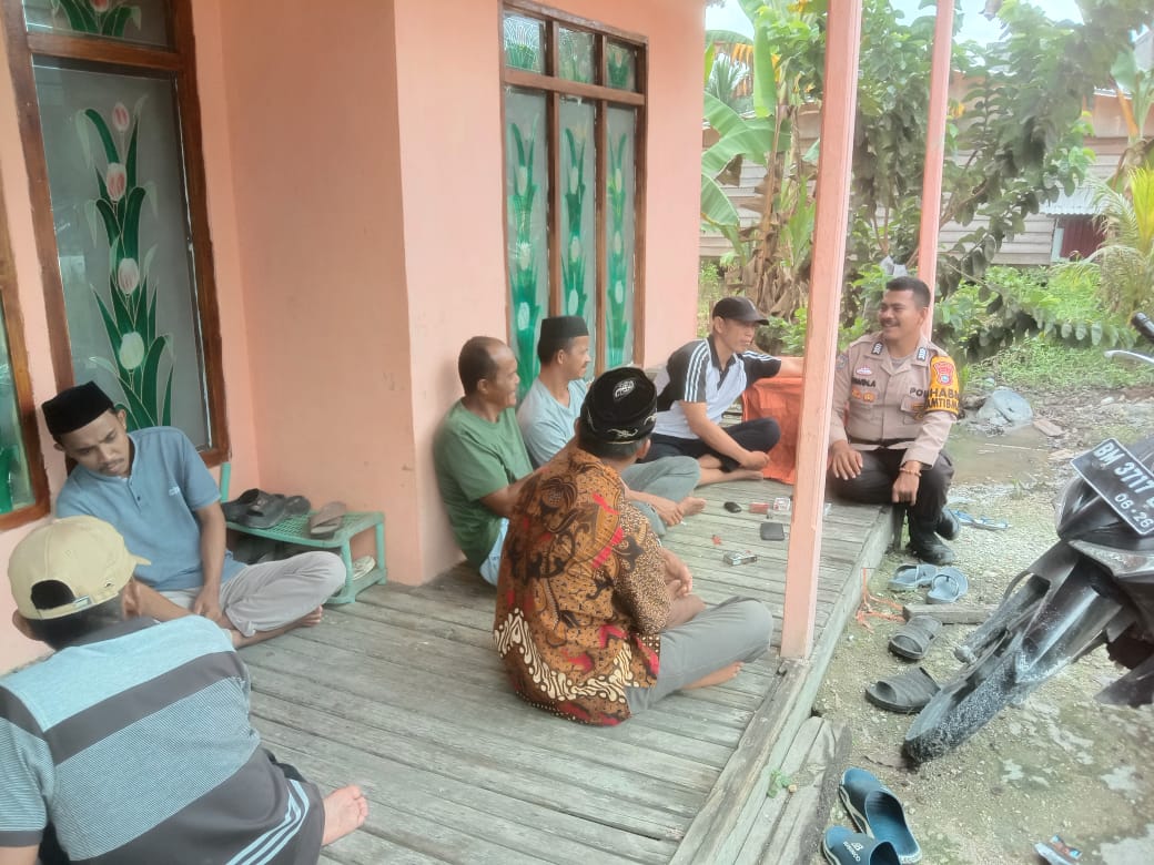 Babinkamtibmas Desa Sencalang Ajak Masyarakat Ciptakan Pemilu Damai 2024