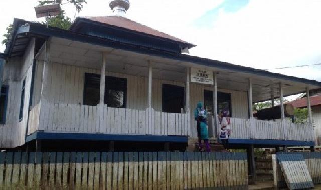 'Robohnya Masjid Kami'  