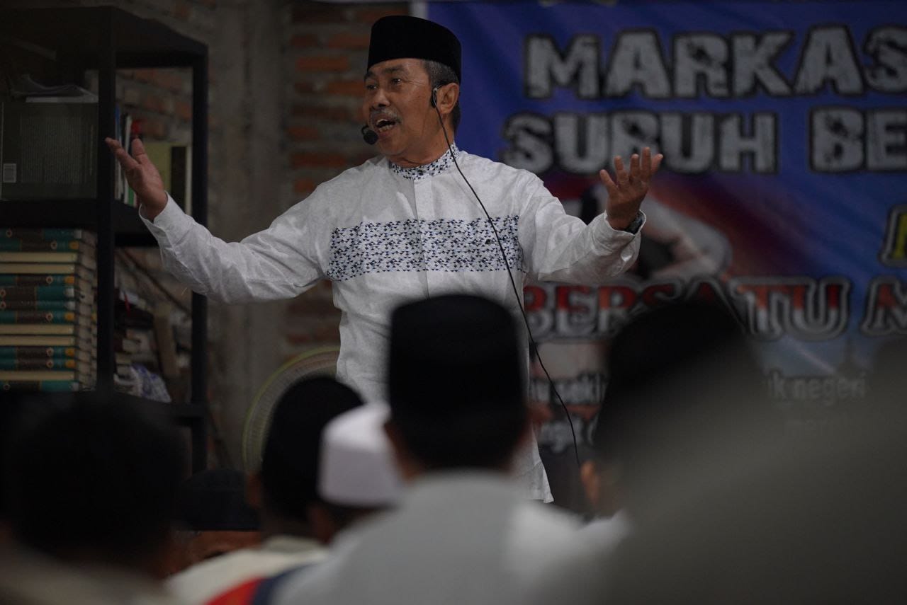 Silahturrahmi dengan Ustadz Ujung Batu, Gubernur Syamsuar Ajak Masyarakat Berzakat