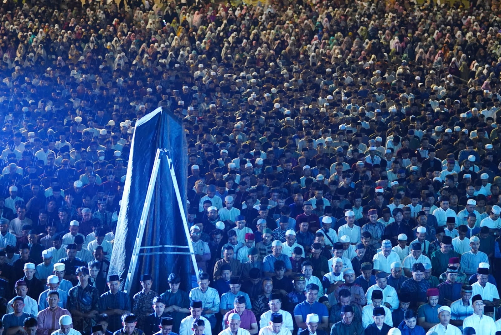 Tabligh Akbar Bersama UAH, Membawa Keberkahan Untuk Masyarakat Riau