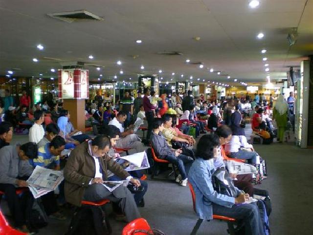 Bandara SSK II Pekanbaru Ditutup Sementara