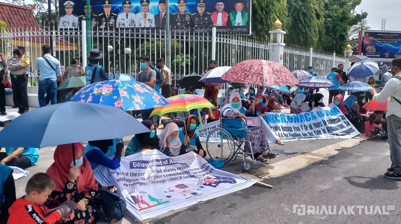 Berkali-kali Unjuk Rasa, Kesbangpol Pekanbaru Ancam Tindak Tegas Pengungsi Afganistan