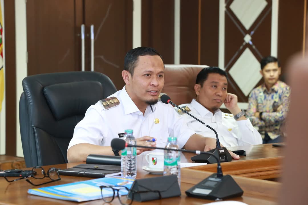 Wako Pekanbaru Siapkan Tempat Relokasi Bagi PKL Jalan Sudirman Ujung