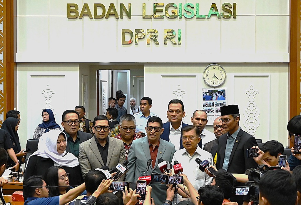 Baleg DPR Undang Jusuf Kalla Bahas Revisi UU Pemerintahan Aceh