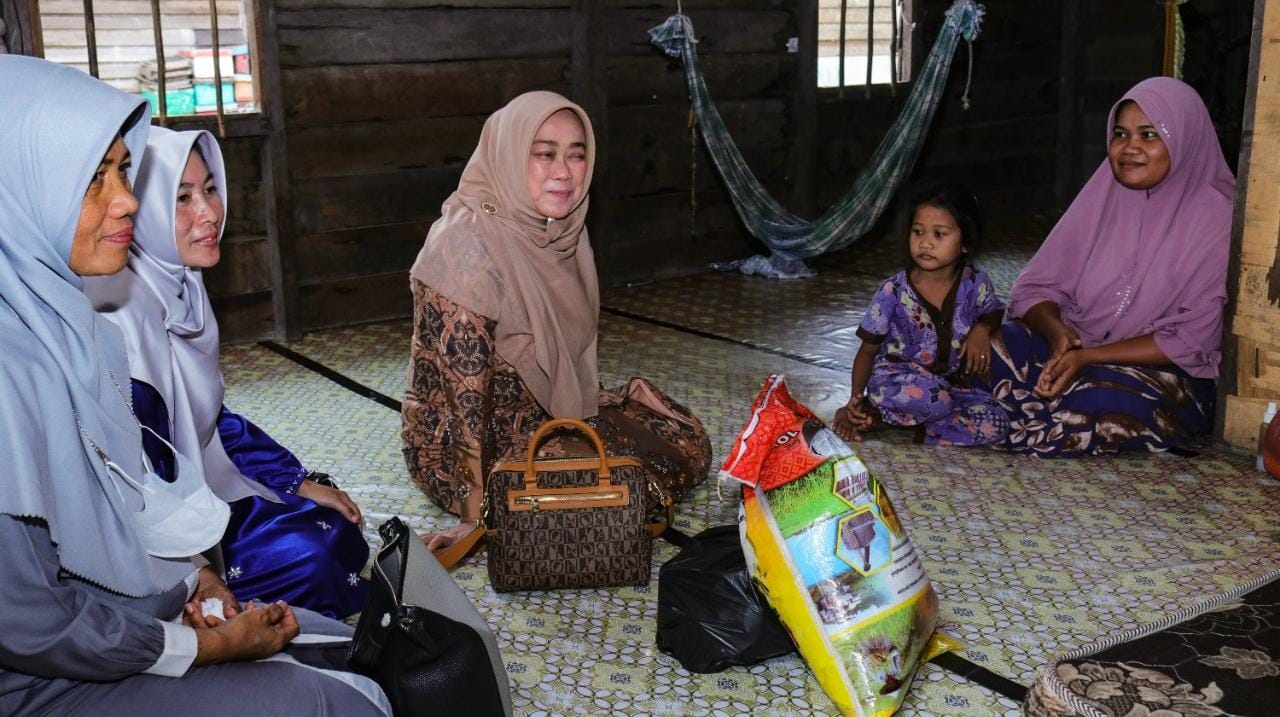 Dikunjungi Istri Bupati Siak Anita Minta Bantu Persoalan Ekonomi, Begini Jawab Rasidah Alfedri