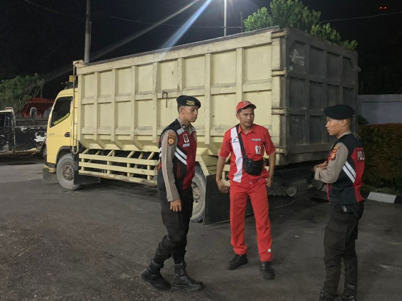 Samapta Polres Kuansing Patroli Blue Light Antisipasi Balap Liar dalam Cooling System Pilkada 2024