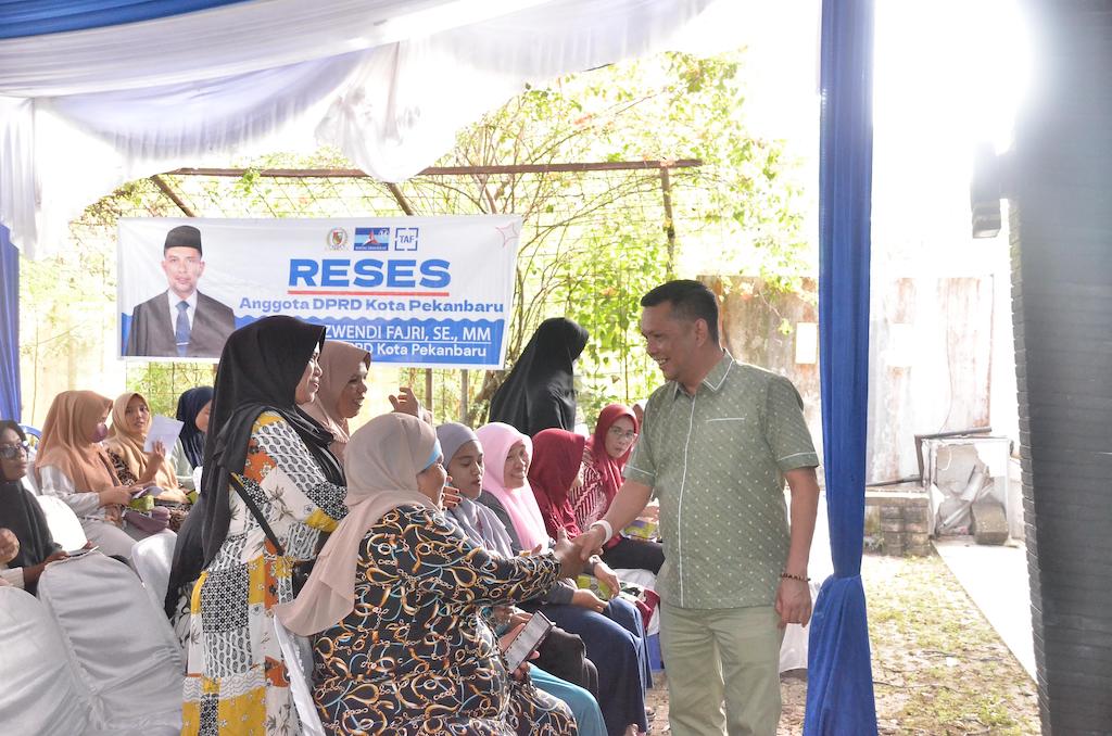 Reses Tengku Azwendi di Bukitraya, Warga Sampaikan Aspirasi Soal Pendidikan, Kesehatan, dan Infrastruktur