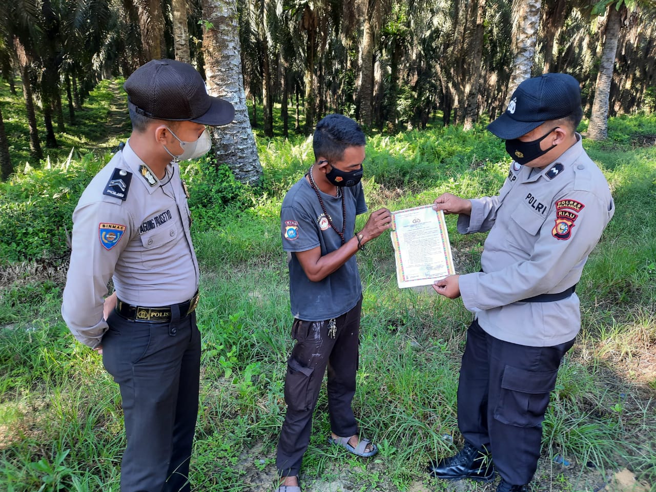 Polsek Bandar Sei Kijang Kembali Sosialisasikan Maklumat Kapolda Riau Terkait Karhutla
