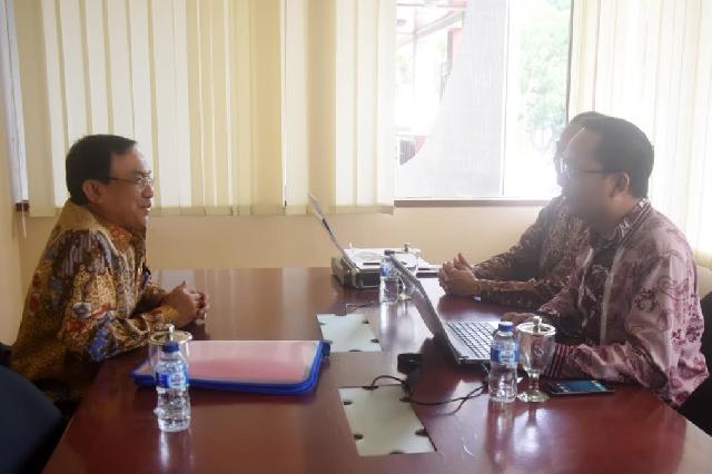 Bupati Dan Wabup Inhil Serahkan LHKPN Kepada KPK