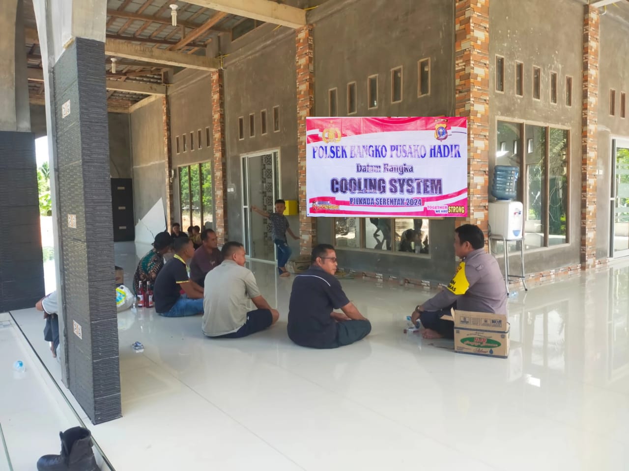 Polsek Bangko Pusako dan Warga Wujudkan Pilkada Kondusif