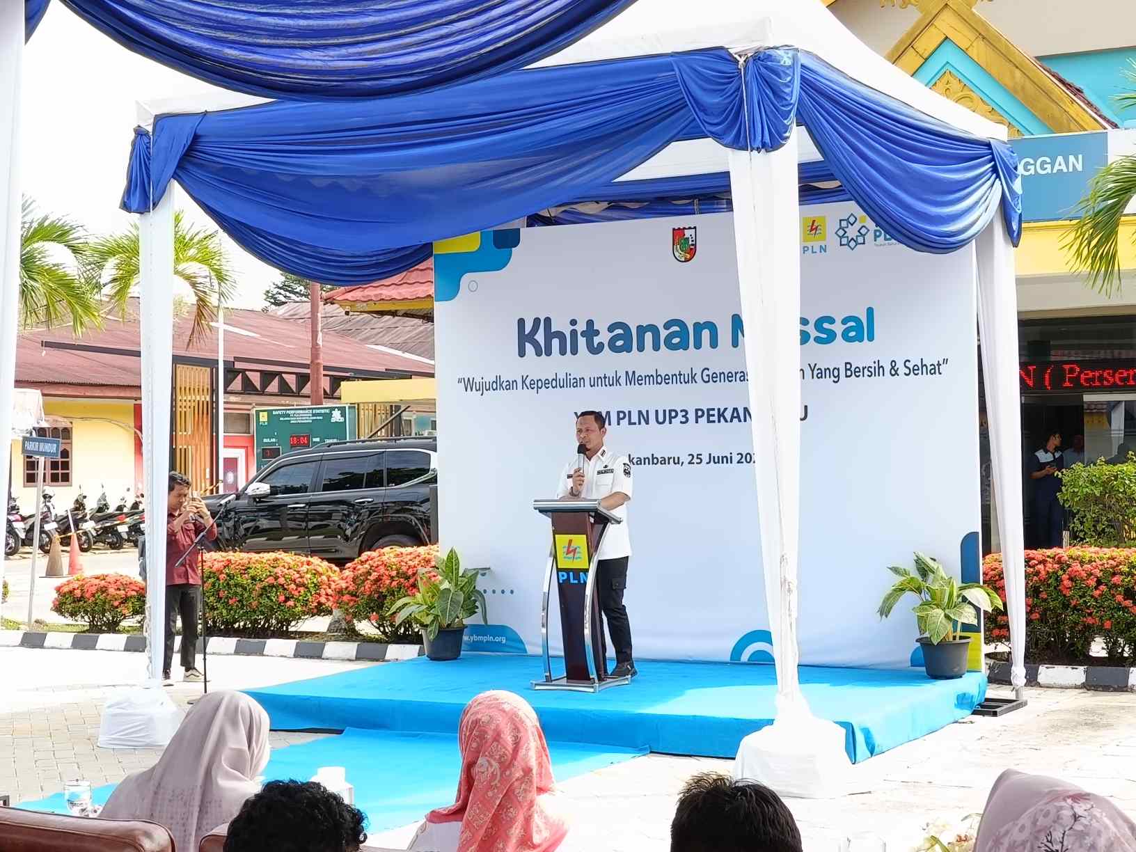 Wako Agung Minta PLN Tambah Jumlah SPKLU di Pekanbaru