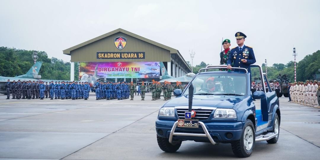 Hadir HUT TNI ke 77 di Pekanbaru, Sekda Siak Sebut TNI Lembaga Negara Dipercaya Masyarakat