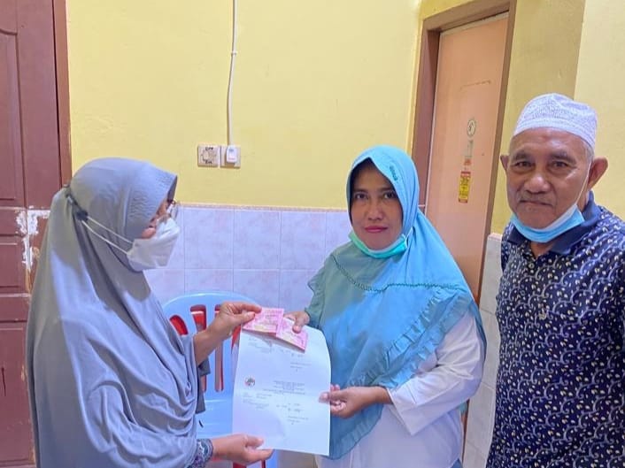 Terima Dana Bagi Hasil Perdana, Petani : Terimakasih Bupati Bengkalis