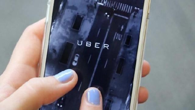 Bocah di Bawah 17 Tahun 'Dilarang' Naik Uber