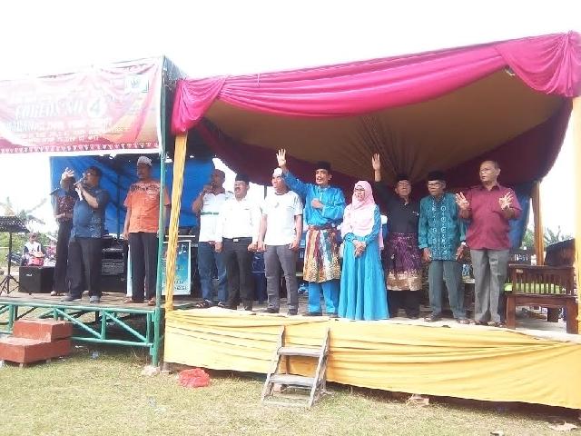 Kampanye Hari Terakhir Suharno Dibanjiri Massa Pendukungnya