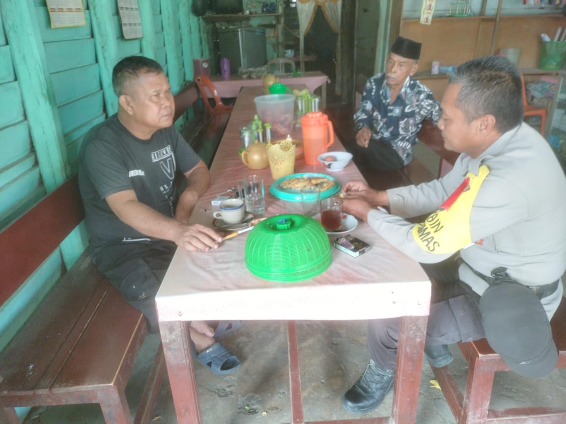 Cooling System Pilkada 2024, Bhabinkamtibmas Polsek Cerenti Sampaikan Pesan Kamtibmas