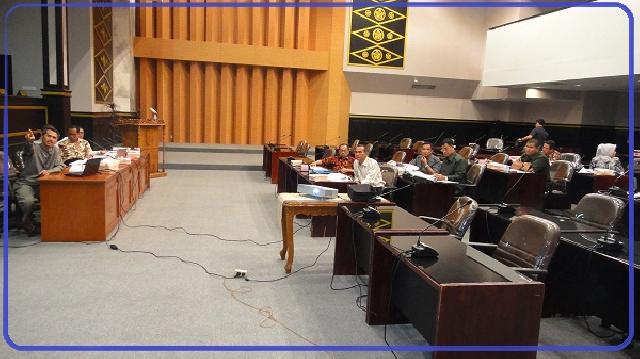 Bappeda Pekanbaru Dinilai Ceroboh, Pembahasan RPJMD Jadi Heboh