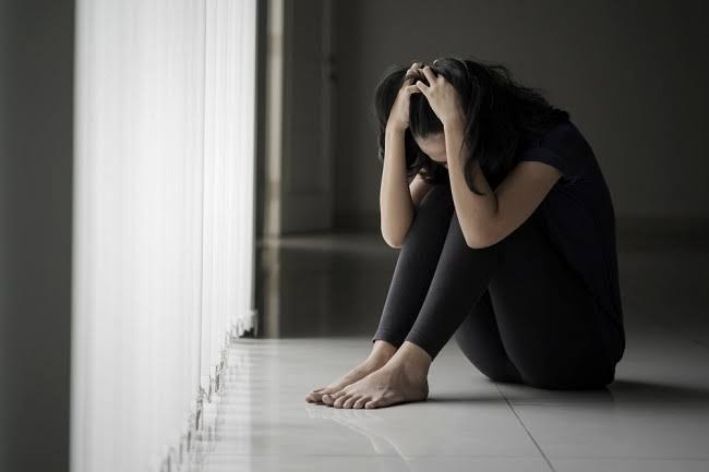 Cara Mudah Bedakan Anxiety dan Depresi: Ketahui Gejala hingga Penanganannya