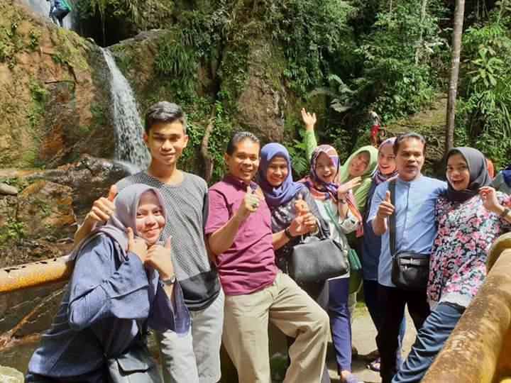 Sambil Berwisata Sekda Kuansing Perkenalkan Objek Wisata Daerahnya