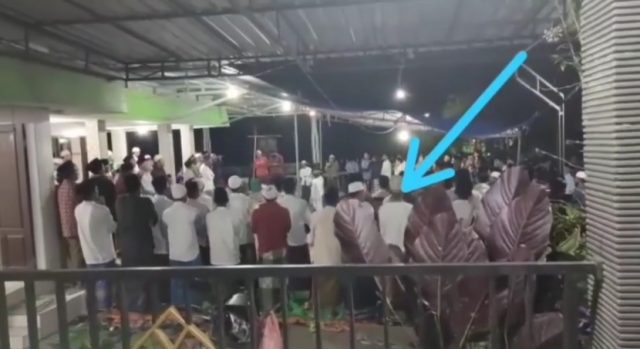 Daun Bergoyang Iringi Selawat Nabi Hebohkan Warganet, Alam Ikut Berzikir
