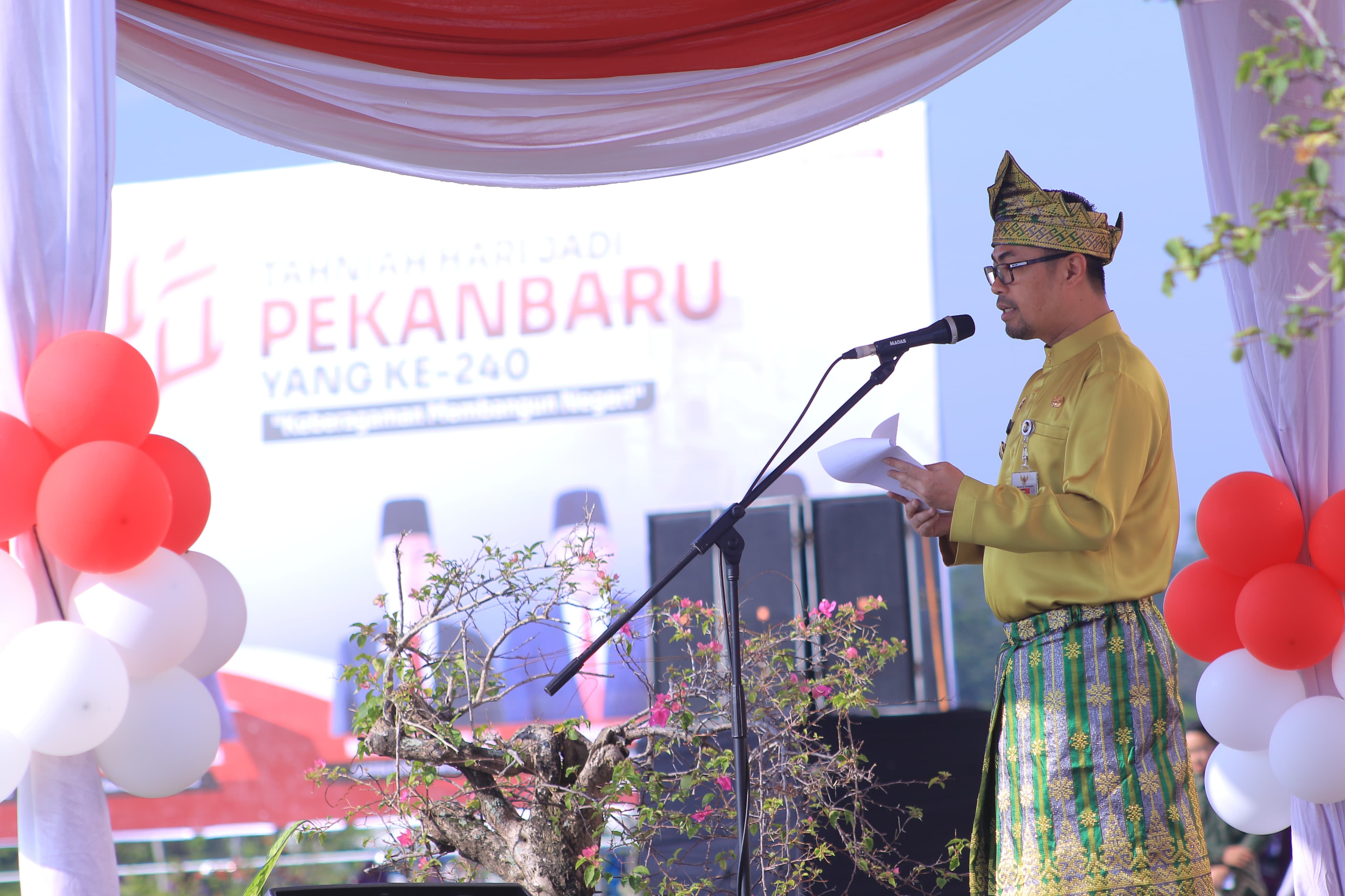 Jadi Pembina Upacara HUT Pekanbaru, Begini Pesan Pj Wako Ke Bawahannya
