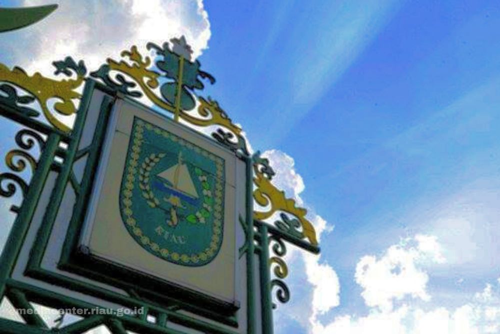 Joni Irwan Pensiun, Aryadi Jabat Plt Asisten III Setdaprov Riau