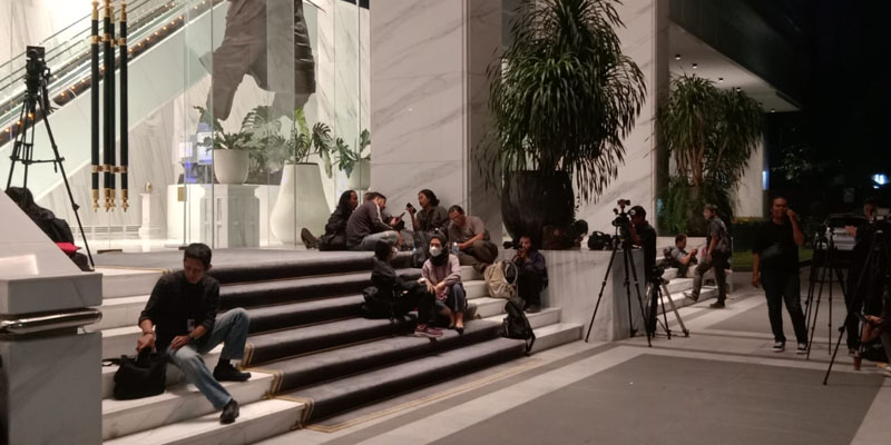 Tiba di Tanah Air, SYL  Temui Surya Paloh di Nasdem Tower