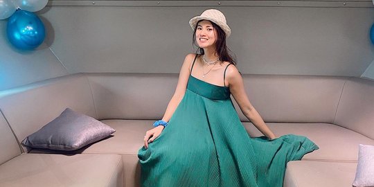 Potret Cantik Mantan Pacar Chef Juna Atries Angel