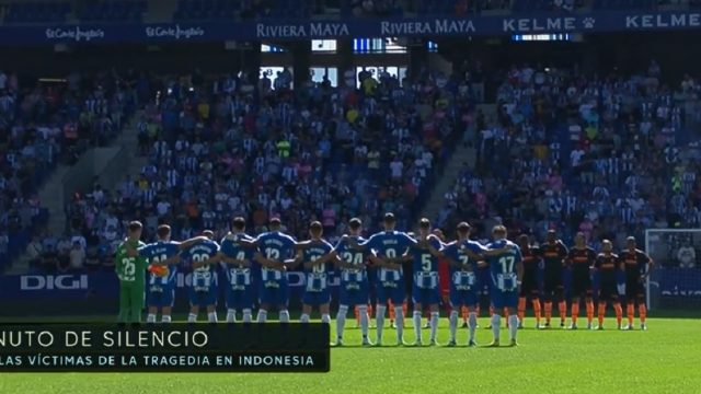 Stadion Cornella-El Prat Satu Menit Hening Sebelum Kick off Espanyol vs Valencia