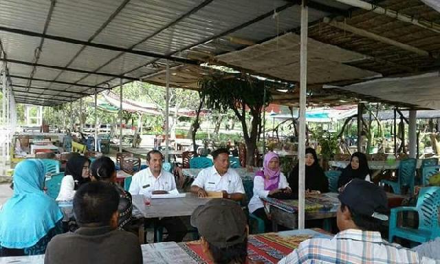 PKL Keluhkan Air Bersih dan MCK kepada Pemkab Rohil