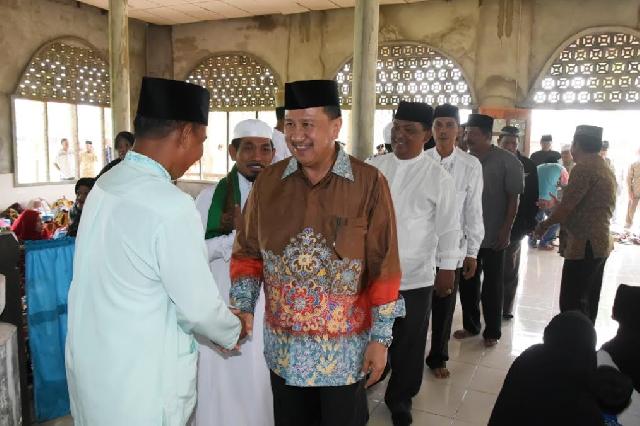 Wabup Inhil Hadiri Peringatan Maulid Di Desa Sanglar
