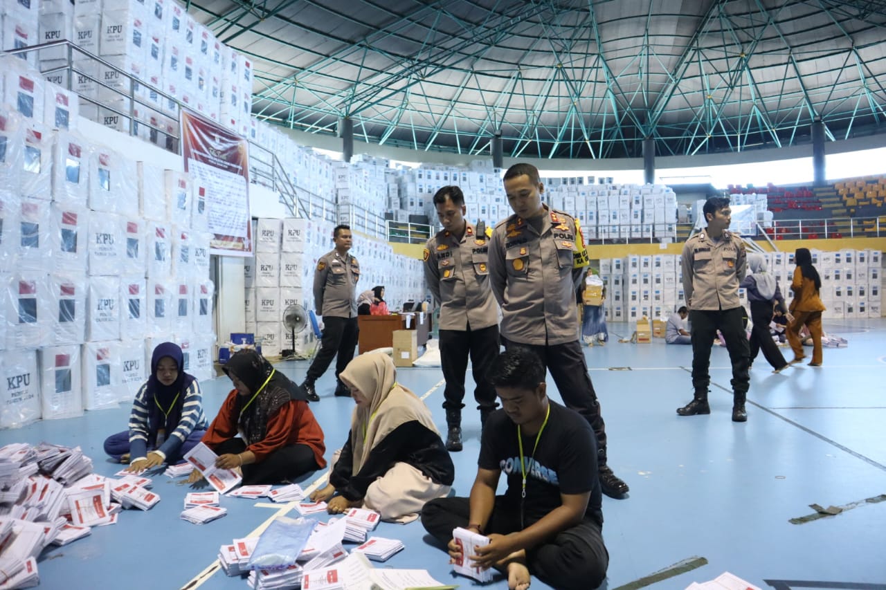 Kapolres Kampar Jaga Ketat Pelipatan Surat Suara Pemilu 2024