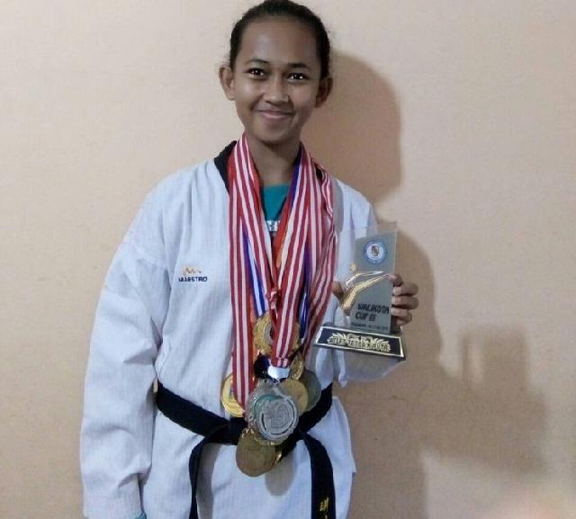 Raih Segudang Prestasi, Thasya Harumkan Nama Sekolah