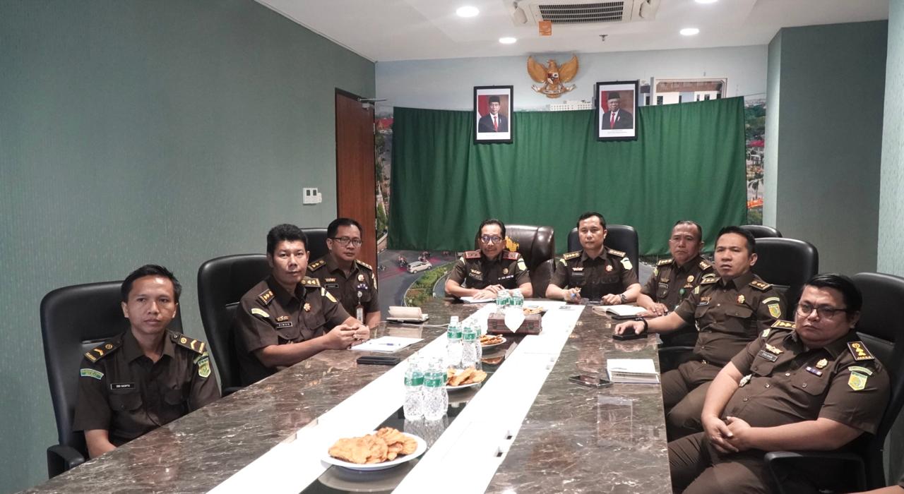 Kejati Riau Ikuti Kegiatan Kunjungan Kerja Jaksa Agung Muda Intelijen Kejaksaan Agung RI secara Virtual